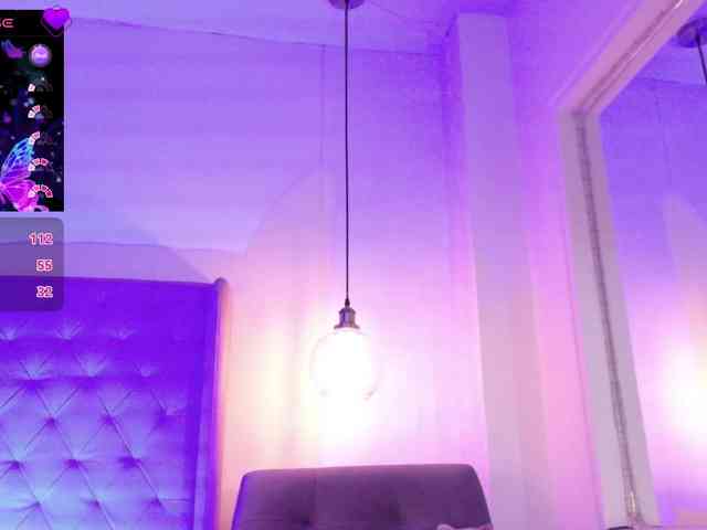 ThaliiaDuran webcam