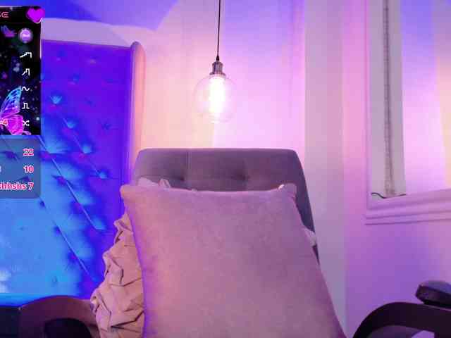 ThaliiaDuran webcam