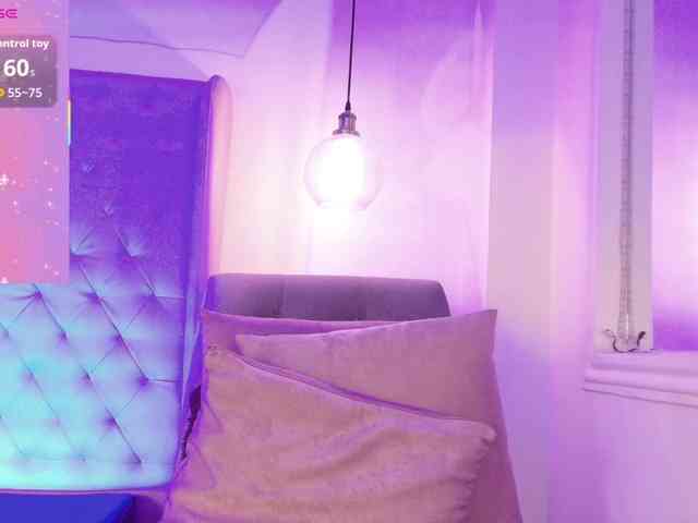 ThaliiaDuran webcam