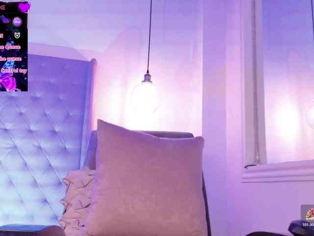 ThaliiaDuran webcam