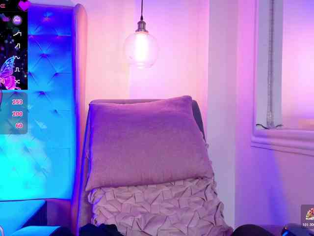 ThaliiaDuran Live Webcam on BongaCams