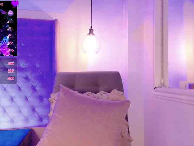 ThaliiaDuran webcam