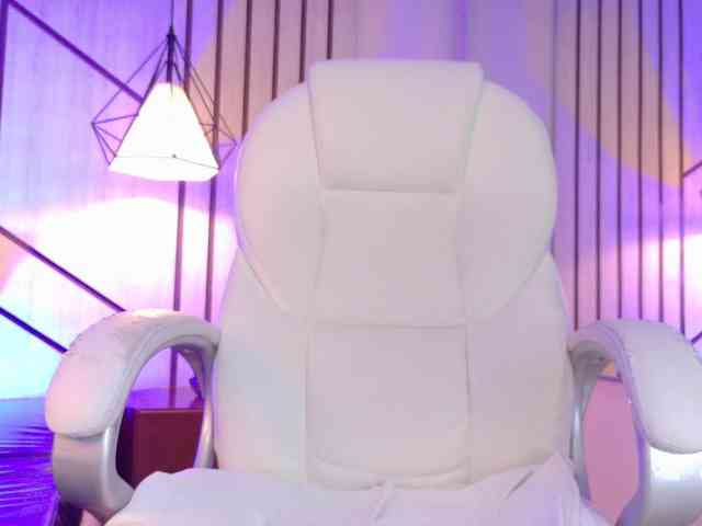 ThaliiaDuran webcam