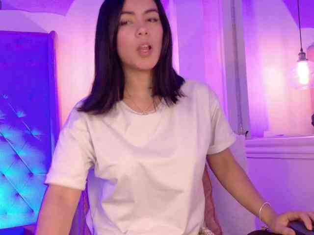 ThaliiaDuran webcam