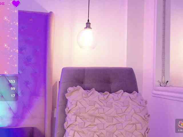 ThaliiaDuran webcam