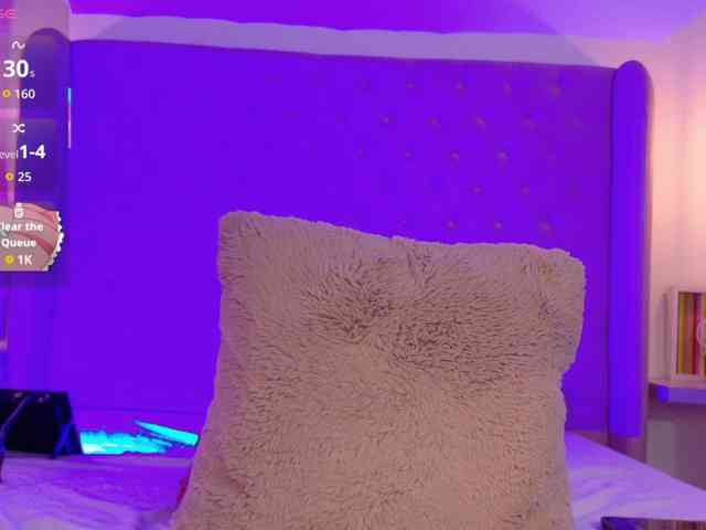 ThaliiaDuran webcam