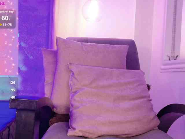 ThaliiaDuran webcam