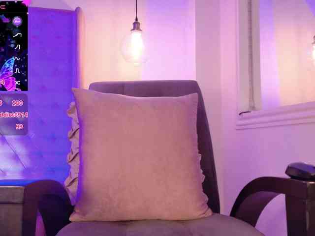 ThaliiaDuran webcam