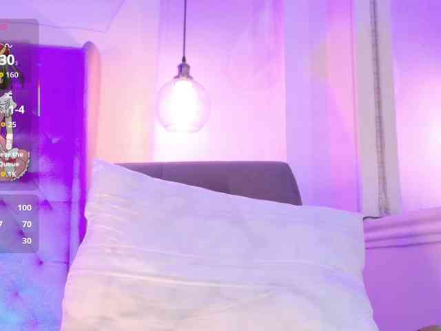 ThaliiaDuran webcam
