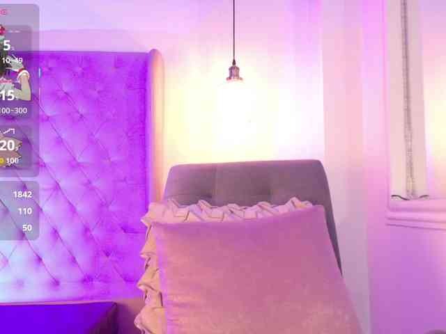 ThaliiaDuran webcam