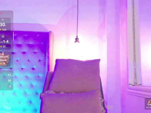 ThaliiaDuran webcam