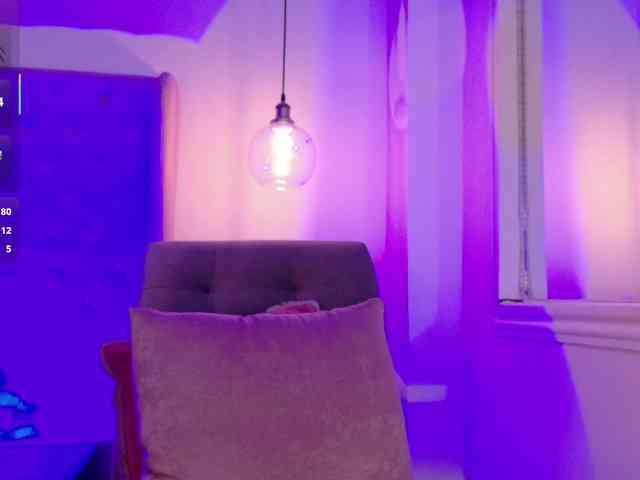 ThaliiaDuran webcam