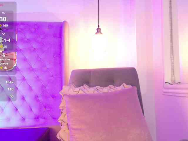 ThaliiaDuran webcam