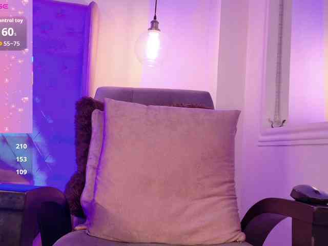 ThaliiaDuran webcam