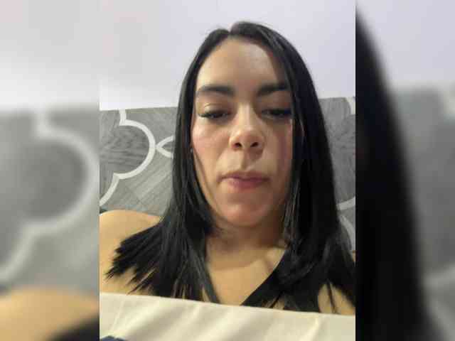 ThaliiaDuran webcam