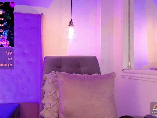ThaliiaDuran webcam