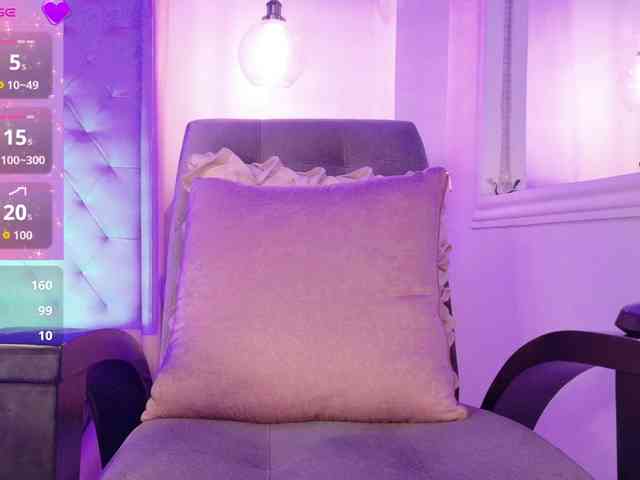 ThaliiaDuran webcam