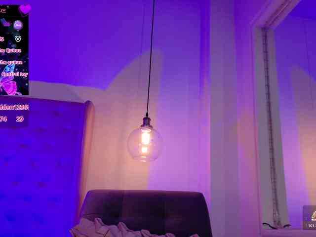 ThaliiaDuran webcam