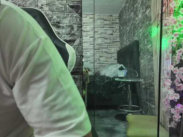 Rich-couple-69