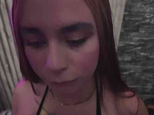 Rich-couple-69 webcam