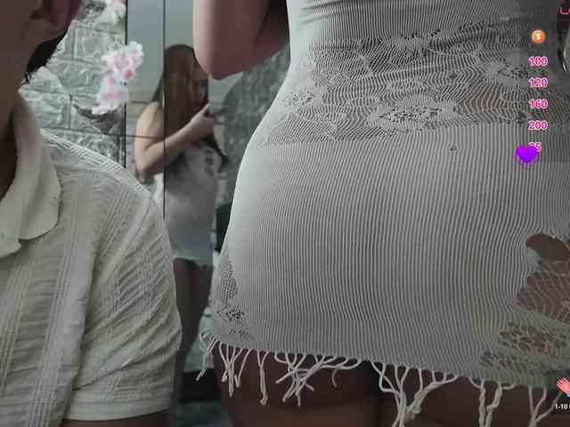 Rich-couple-69 webcam