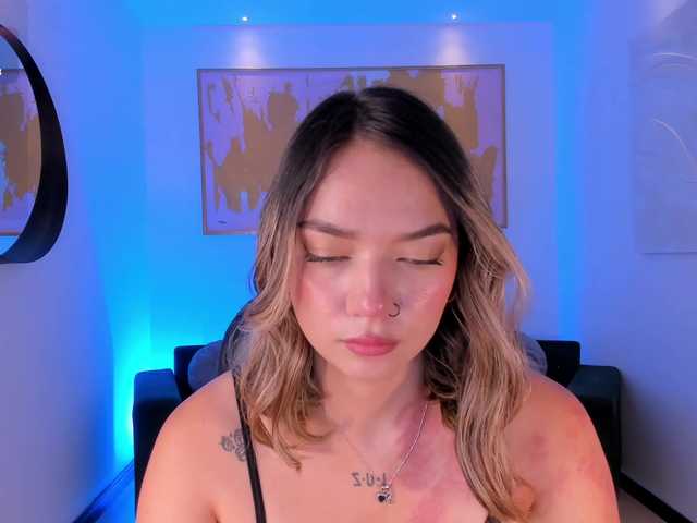 HaleyGreen live cam on BongaCams