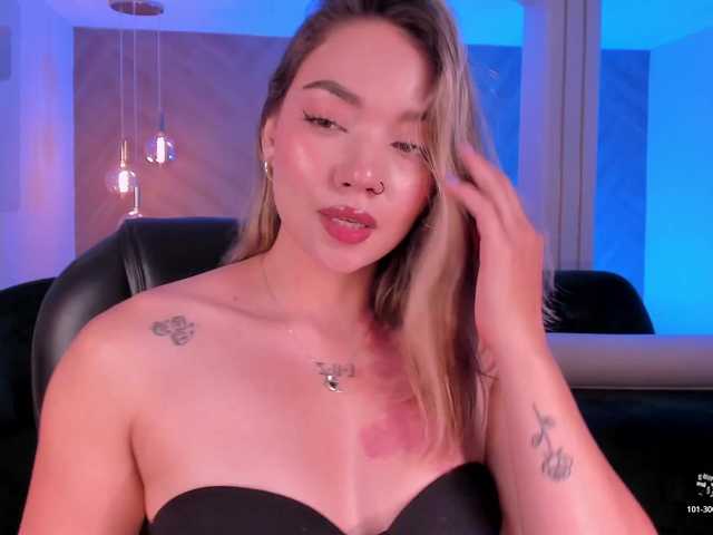 HaleyGreen live cam on BongaCams