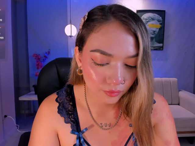 HaleyGreen live cam on BongaCams