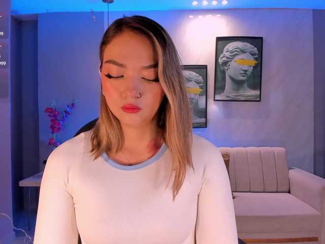 HaleyGreen live cam on BongaCams