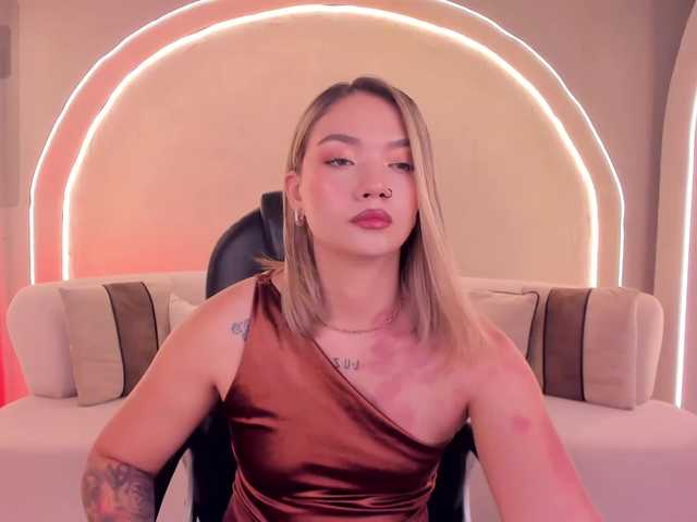 HaleyGreen live cam on BongaCams