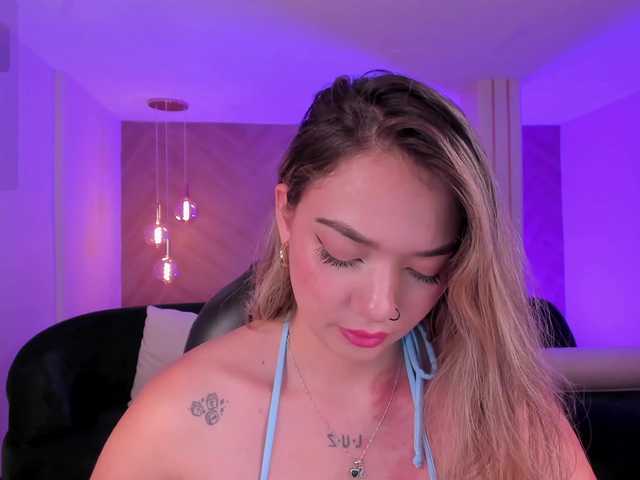 HaleyGreen live cam on BongaCams