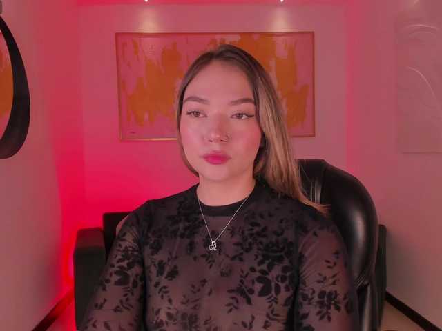 HaleyGreen live cam on BongaCams