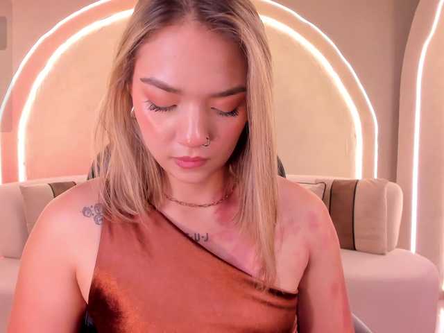 HaleyGreen live cam on BongaCams