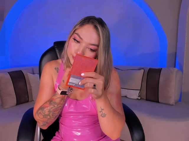 HaleyGreen live cam on BongaCams