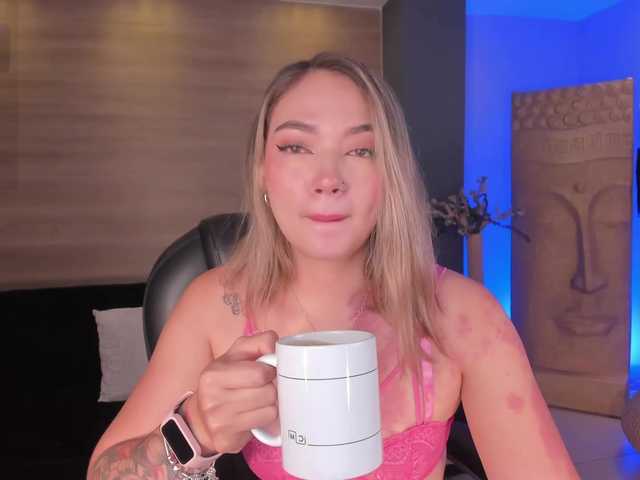 HaleyGreen live cam on BongaCams