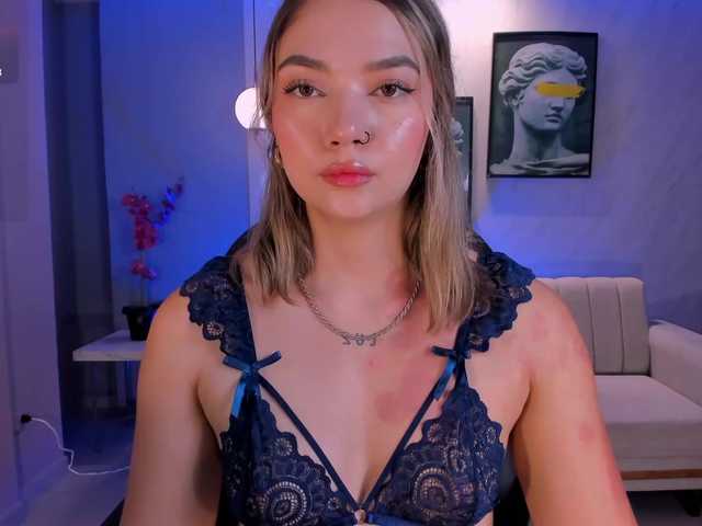 HaleyGreen live cam on BongaCams