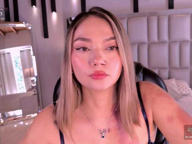 HaleyGreen live cam on BongaCams