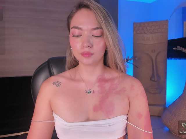 HaleyGreen live cam on BongaCams