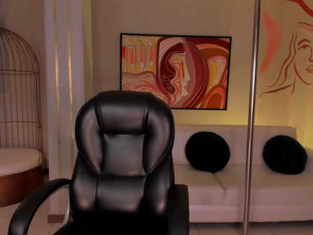 HaleyGreen live cam on BongaCams
