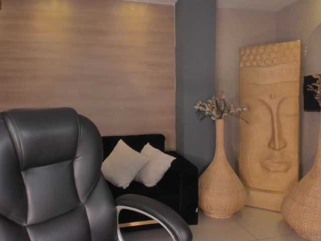 HaleyGreen live cam on BongaCams
