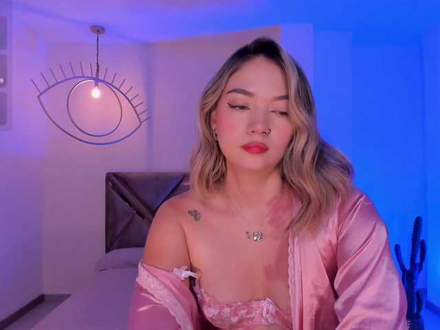 HaleyGreen live cam on BongaCams