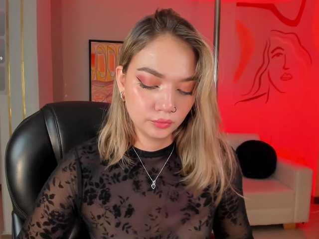 HaleyGreen live cam on BongaCams