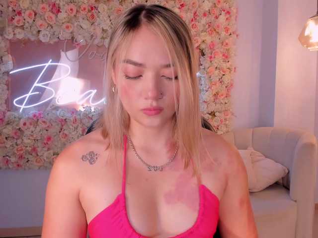 HaleyGreen's BongaCams show and profile