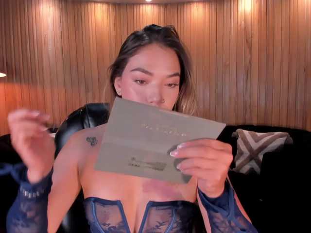 HaleyGreen live cam on BongaCams