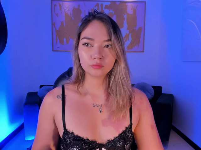 HaleyGreen live cam on BongaCams