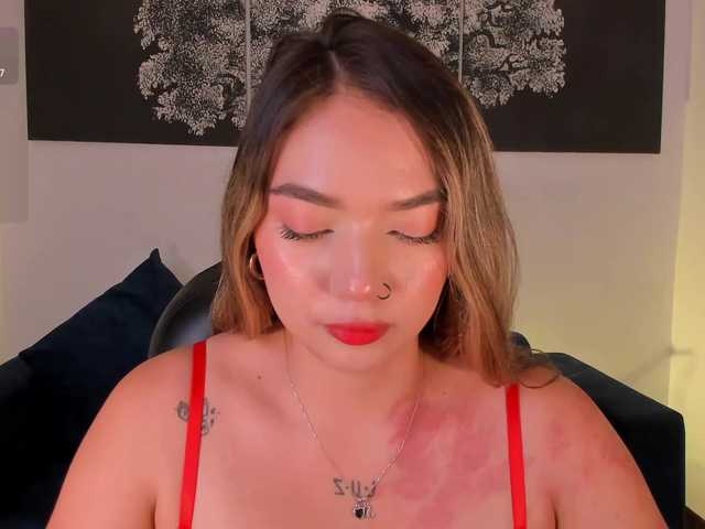HaleyGreen live cam on BongaCams