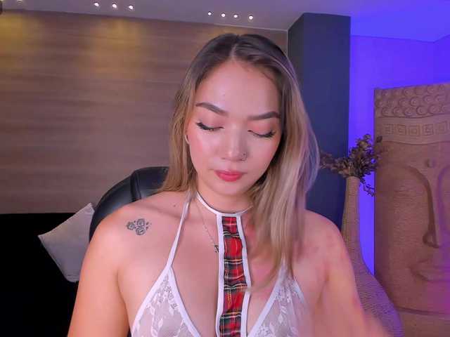 HaleyGreen live cam on BongaCams