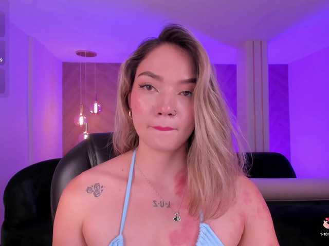 HaleyGreen live cam on BongaCams