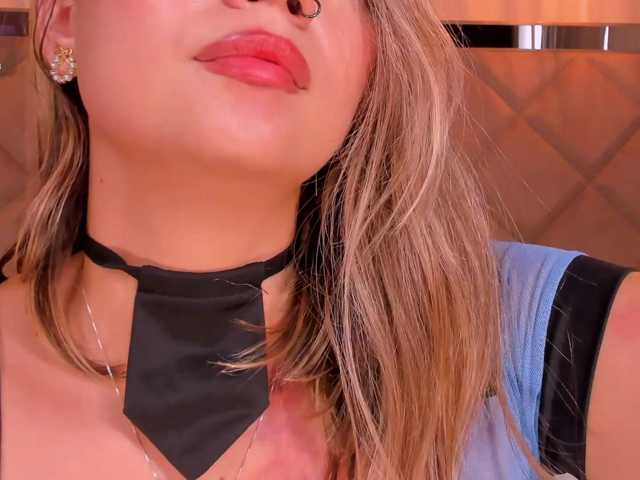 HaleyGreen live cam on BongaCams