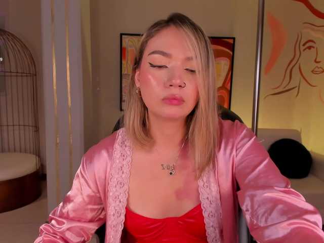 HaleyGreen live cam on BongaCams